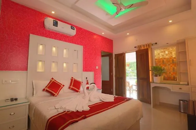 Essence Munnar Bed & Breakfast 0*,