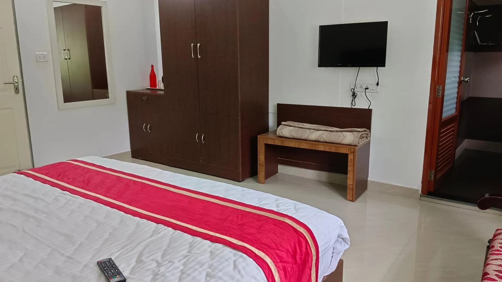 Essence Munnar Bed & Breakfast